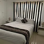 Bula Holiday Inn
