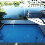Gardenia Apartment-02