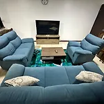 Ambitious Apartment Nadi