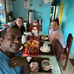 Save\'S Homestay