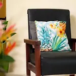 Coco - Two Bedroom Hideaway