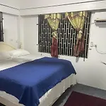 Sweet Room Airport