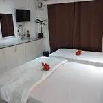 Nadi Airport Transit Hotel