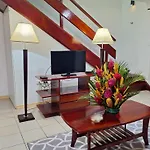 Villa 111 & 112 - Ambitious Apartments, Namaka, Nadi