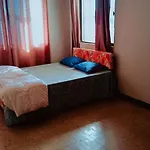 Singhs Apartment, Gray Road Lot 19 Matintaar Nadi, Mountain View