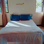 Singhs Apartment, Gray Road Lot 19 Matintaar Nadi, Mountain View