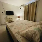 Bula Breeze Lodge