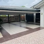 Bula Breeze Lodge