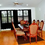 Hibiscus Tabua Villas