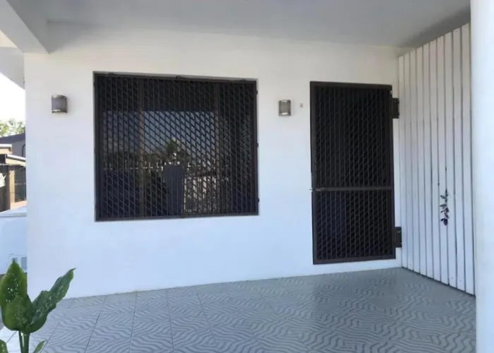 Bestwest Apartments