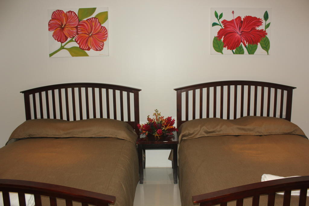 Hibiscus Fiji