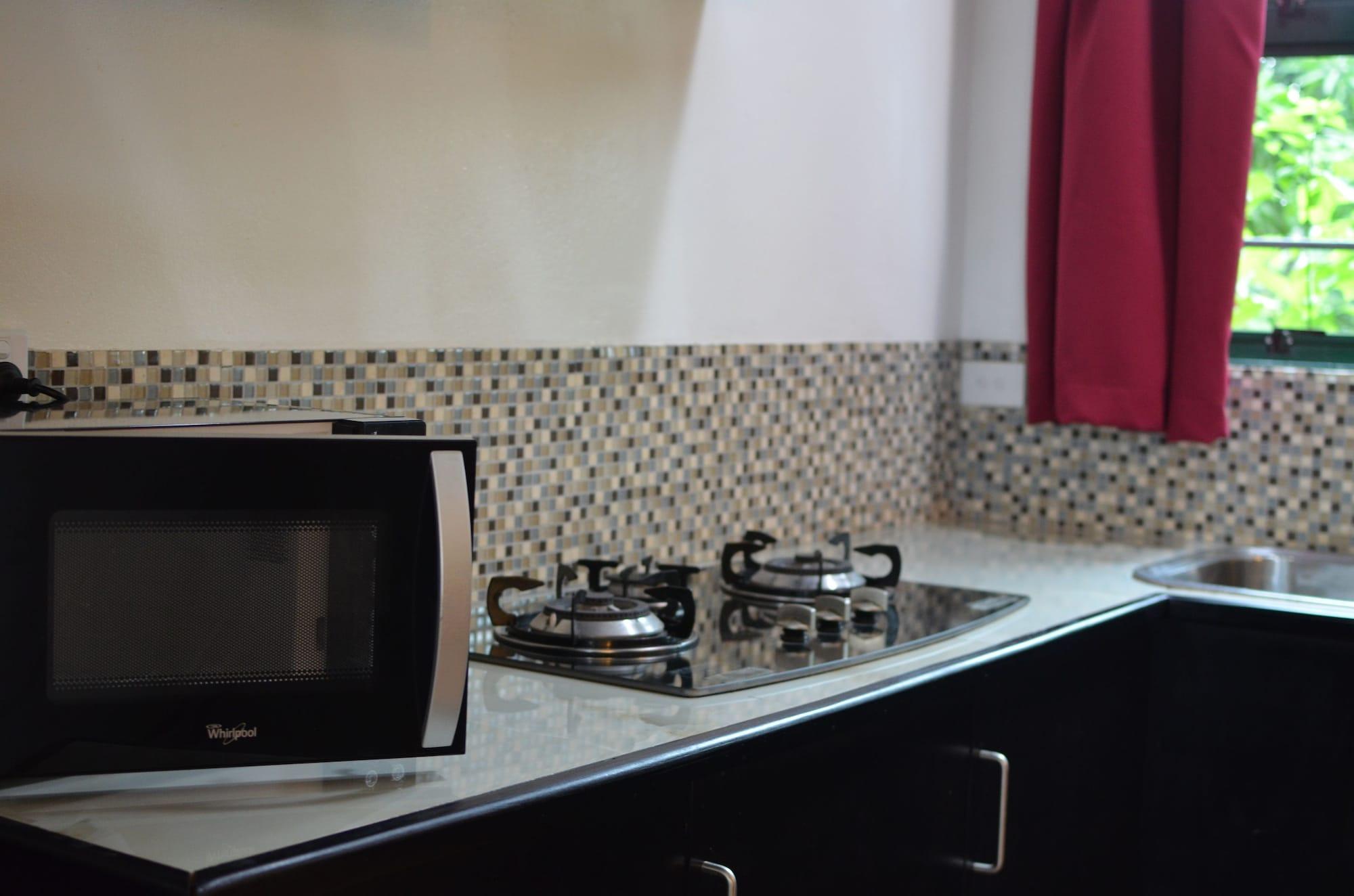 Hotel Grand West 3*