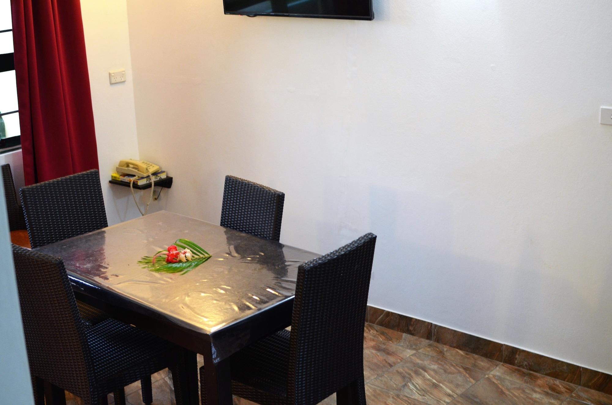 Hotel Grand West 3*