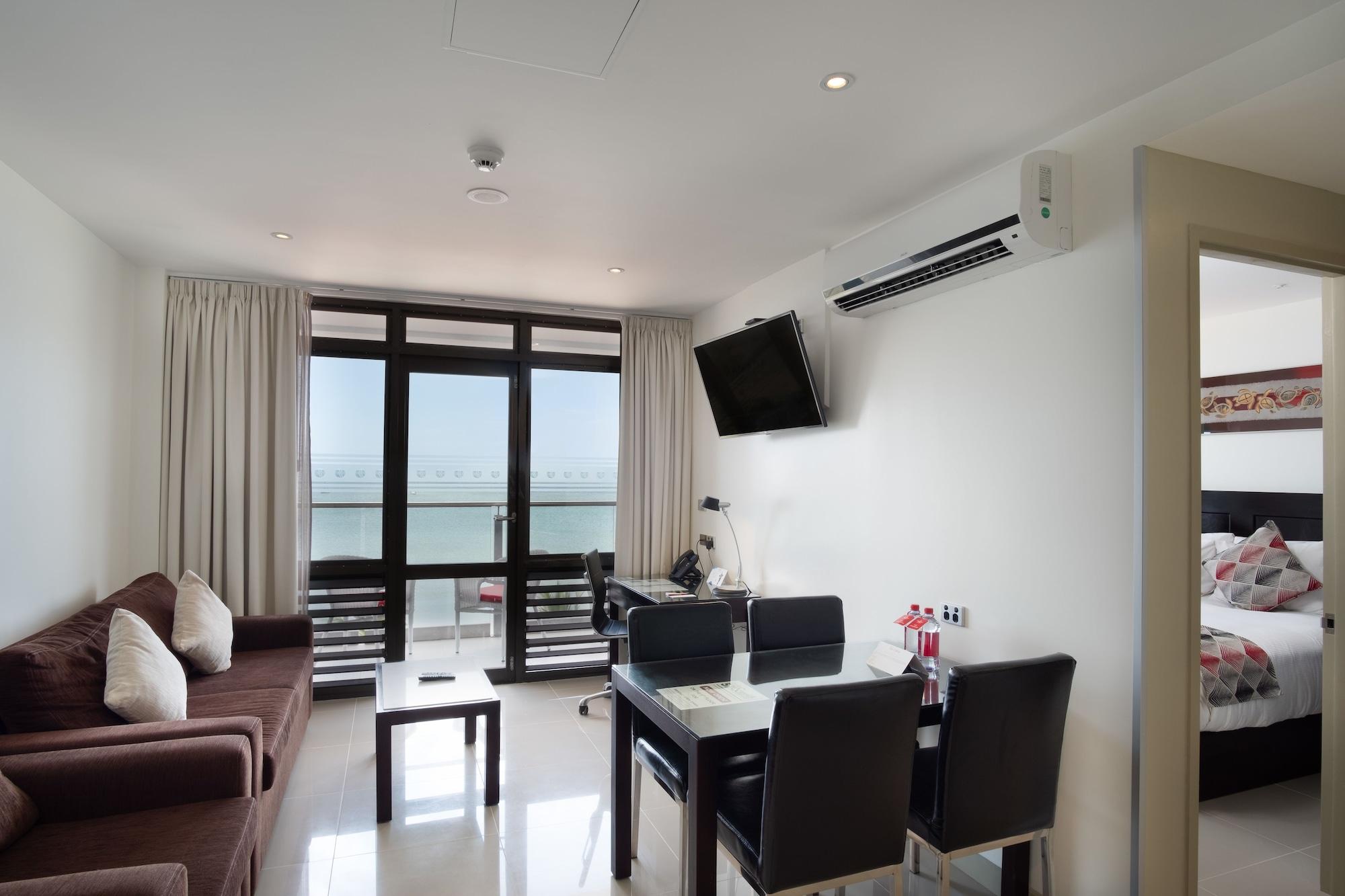 Aparthotel Ramada Suites By Wyndham Wailoaloa Beach Fiji