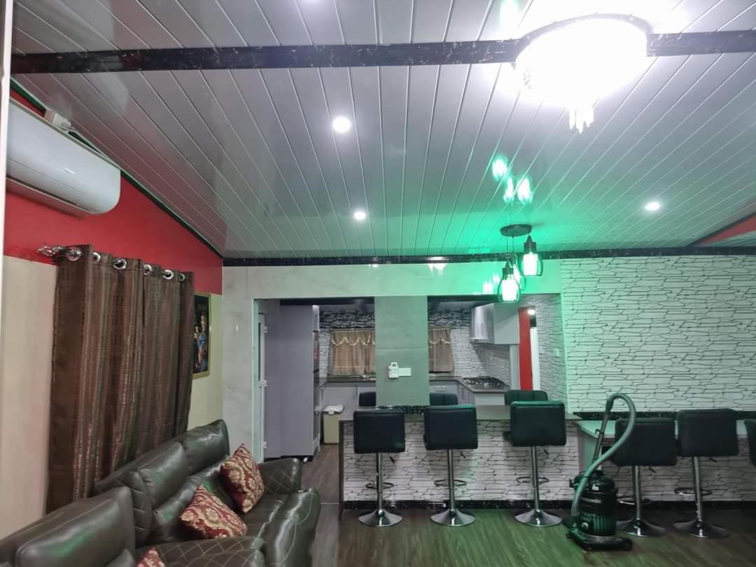 Al - Minhaj Service Apartment