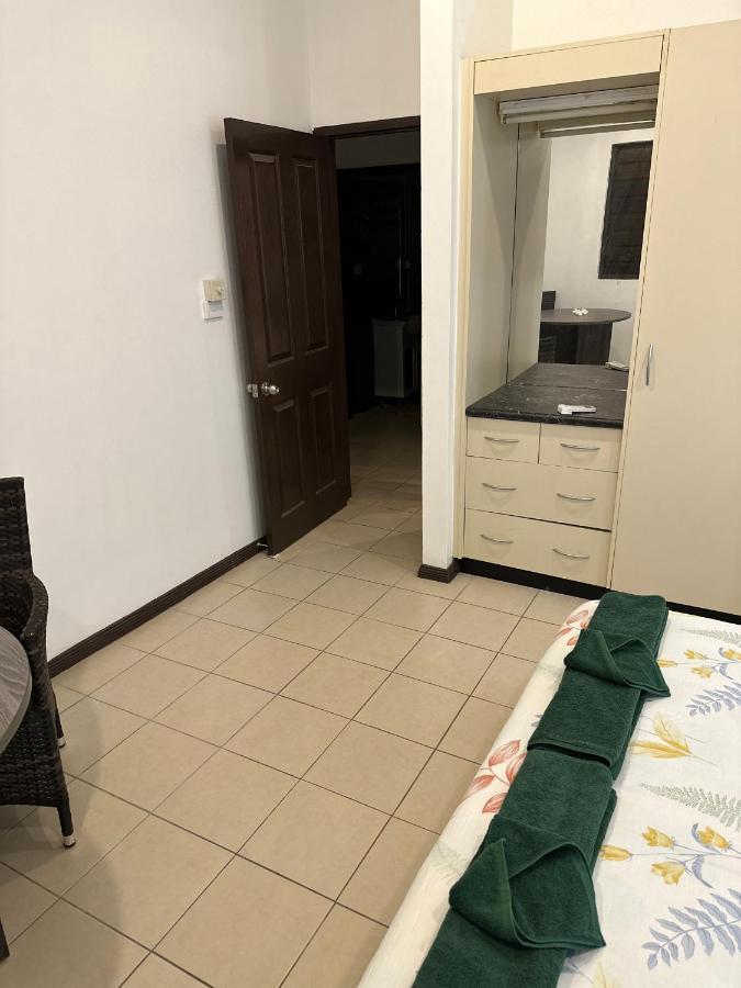 Apartment Ambitious *