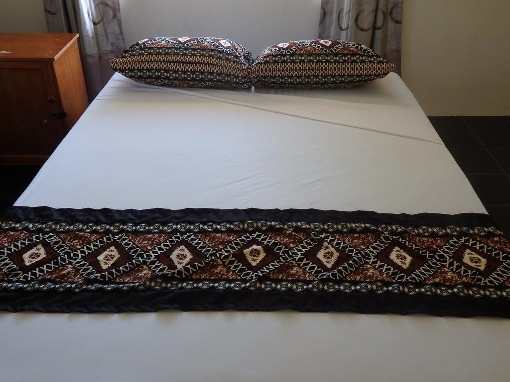 Bluewater Hostel *