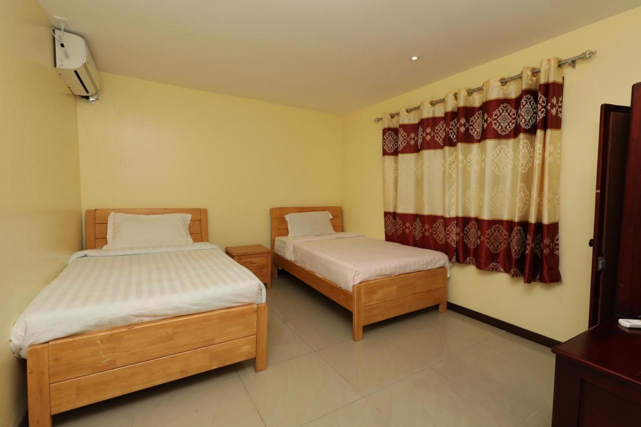 Tropical Plaza Apartment *