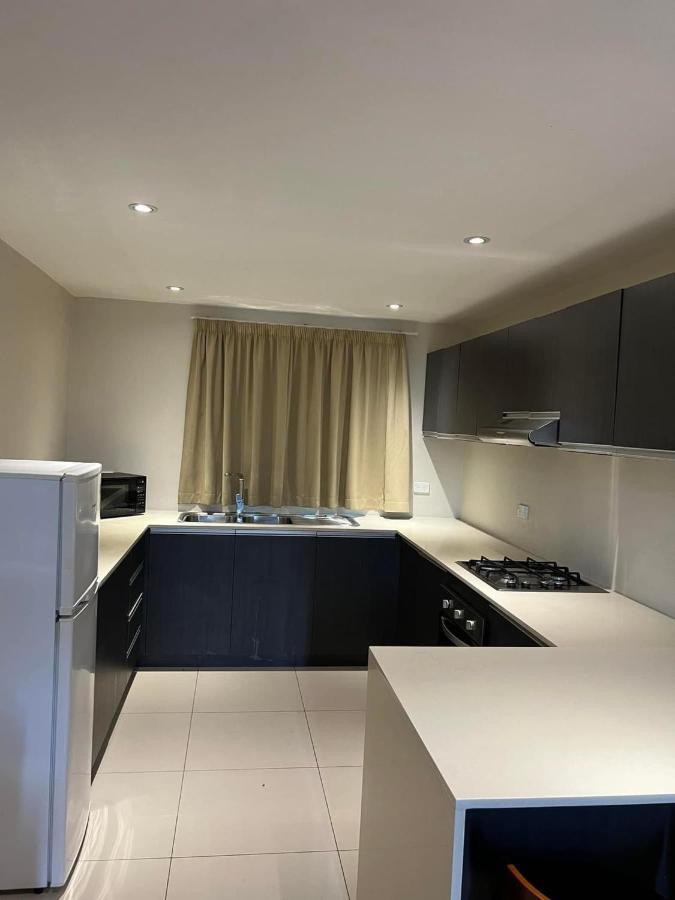 Pacific Fairprice Apartment *