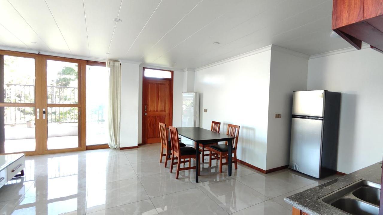 Apartment Modern 3-bedroom Queens Rd *