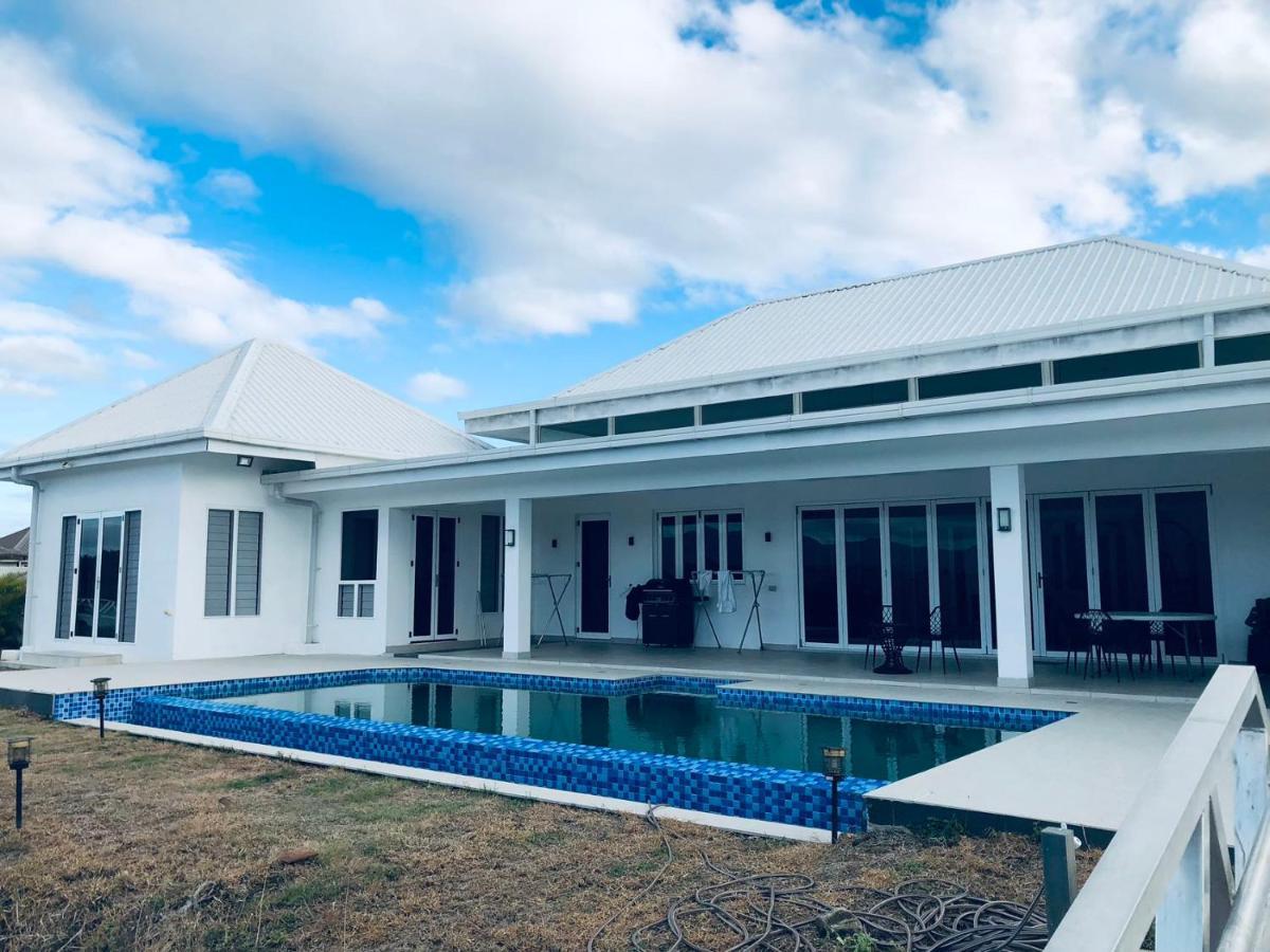 Side Naisoso Villa Nadi