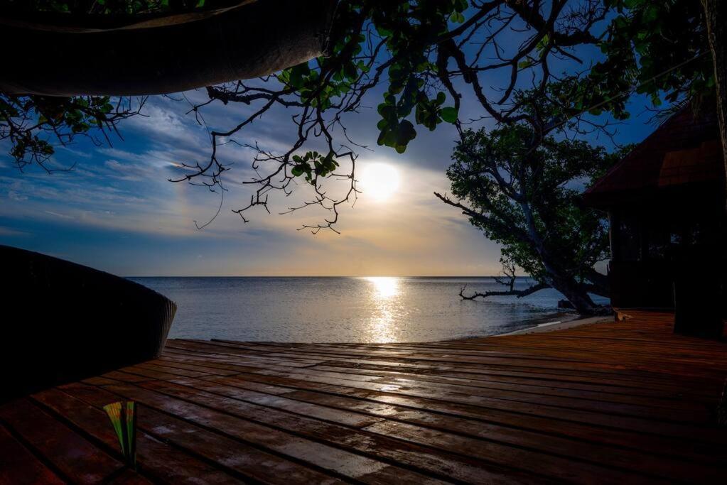 Holiday home Private Malolo Island