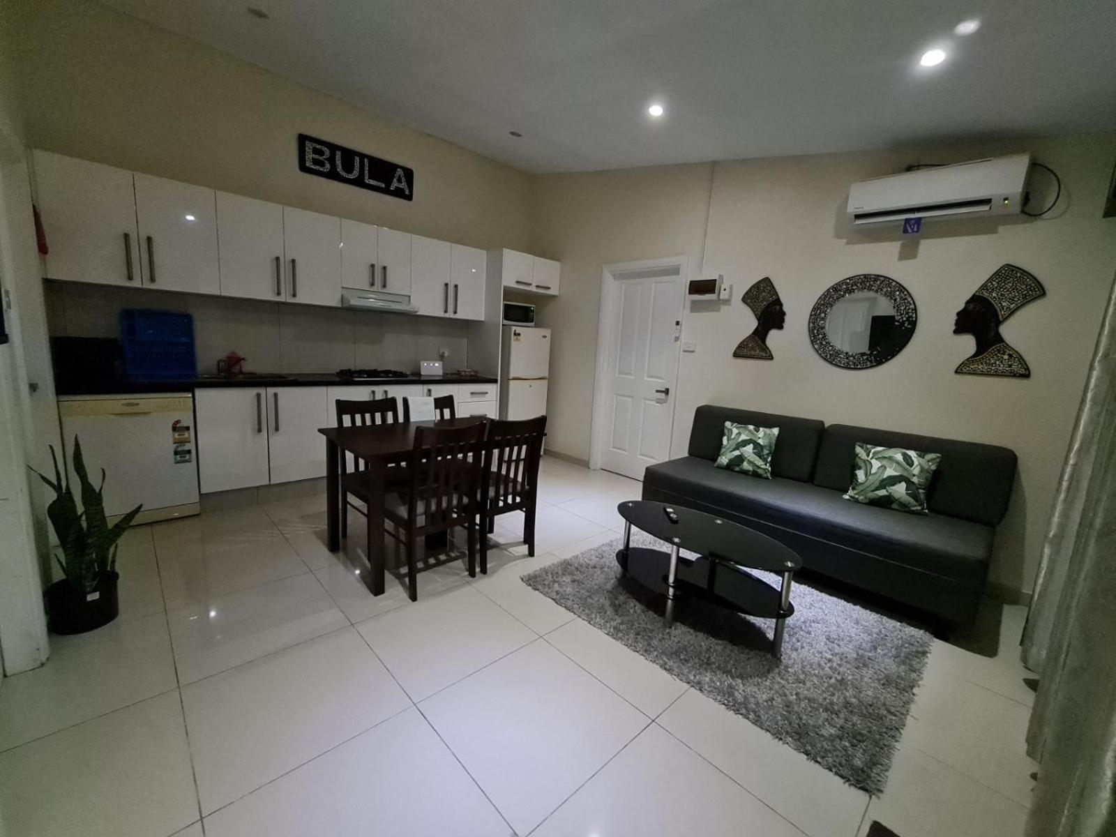 New Door Apartment *