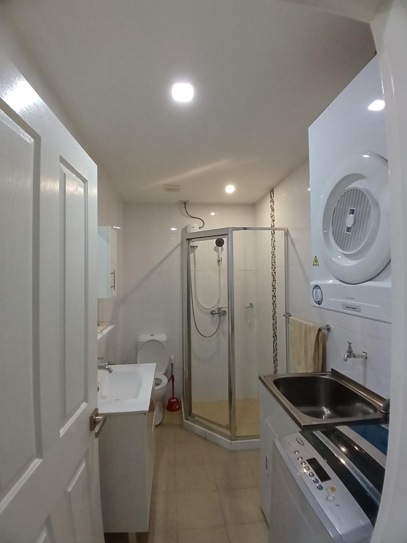 New Door Apartment *