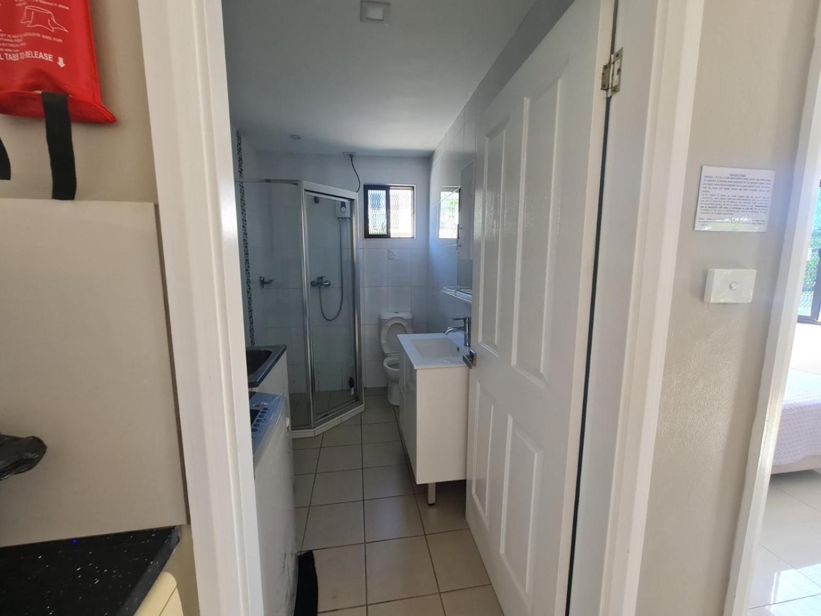 New Door Apartment *