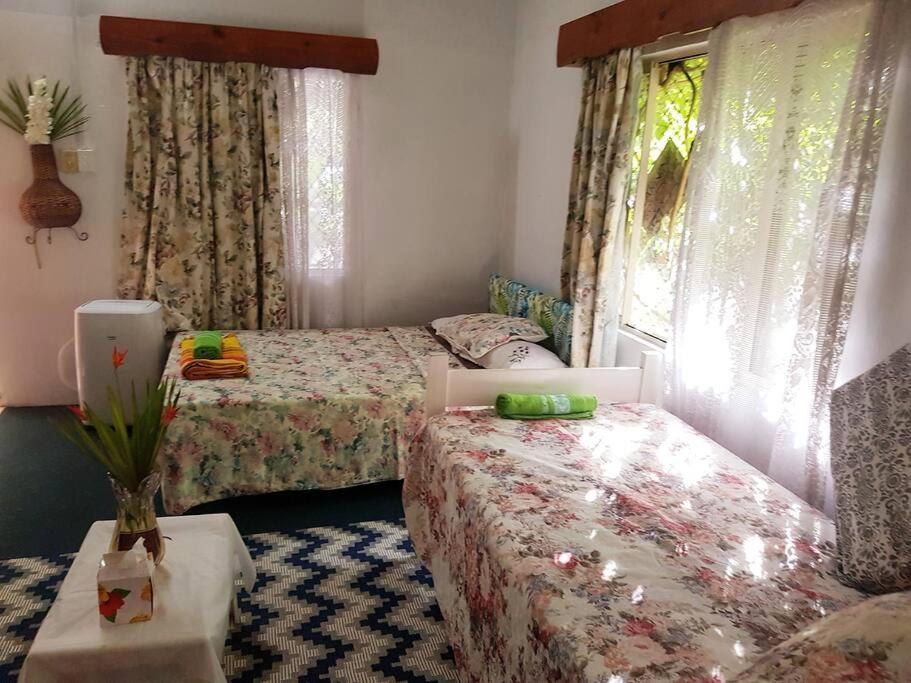 - 2 Apartment *