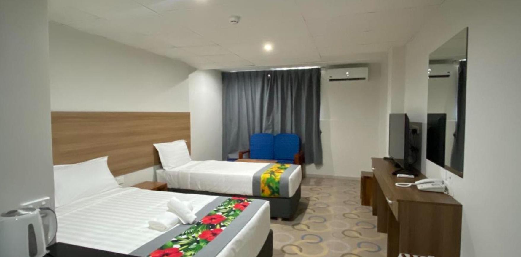 Vualiku & Hotel Nadi