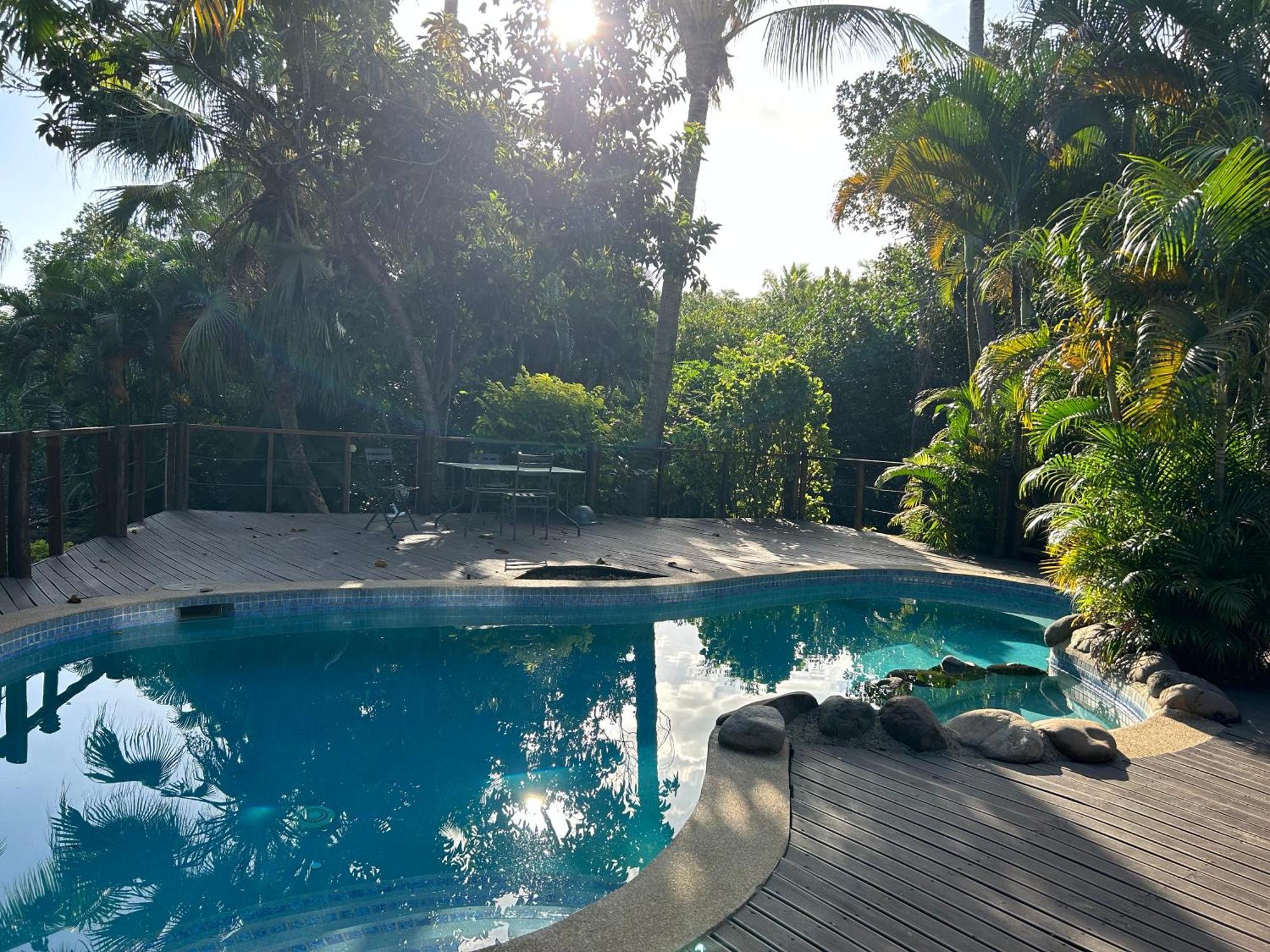 Tropical Garden-04-f Apartment