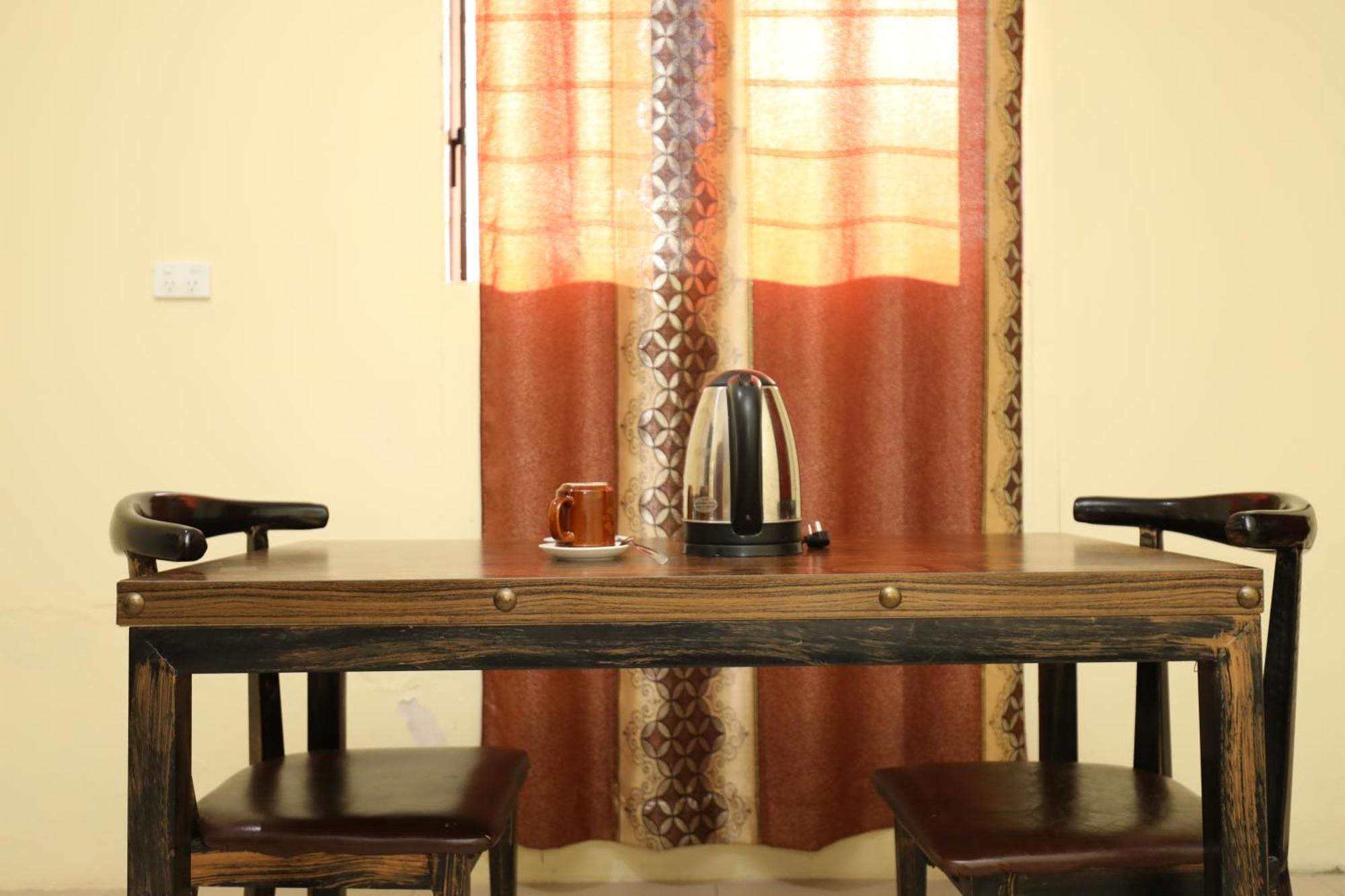 Tropical Plaza Apartment