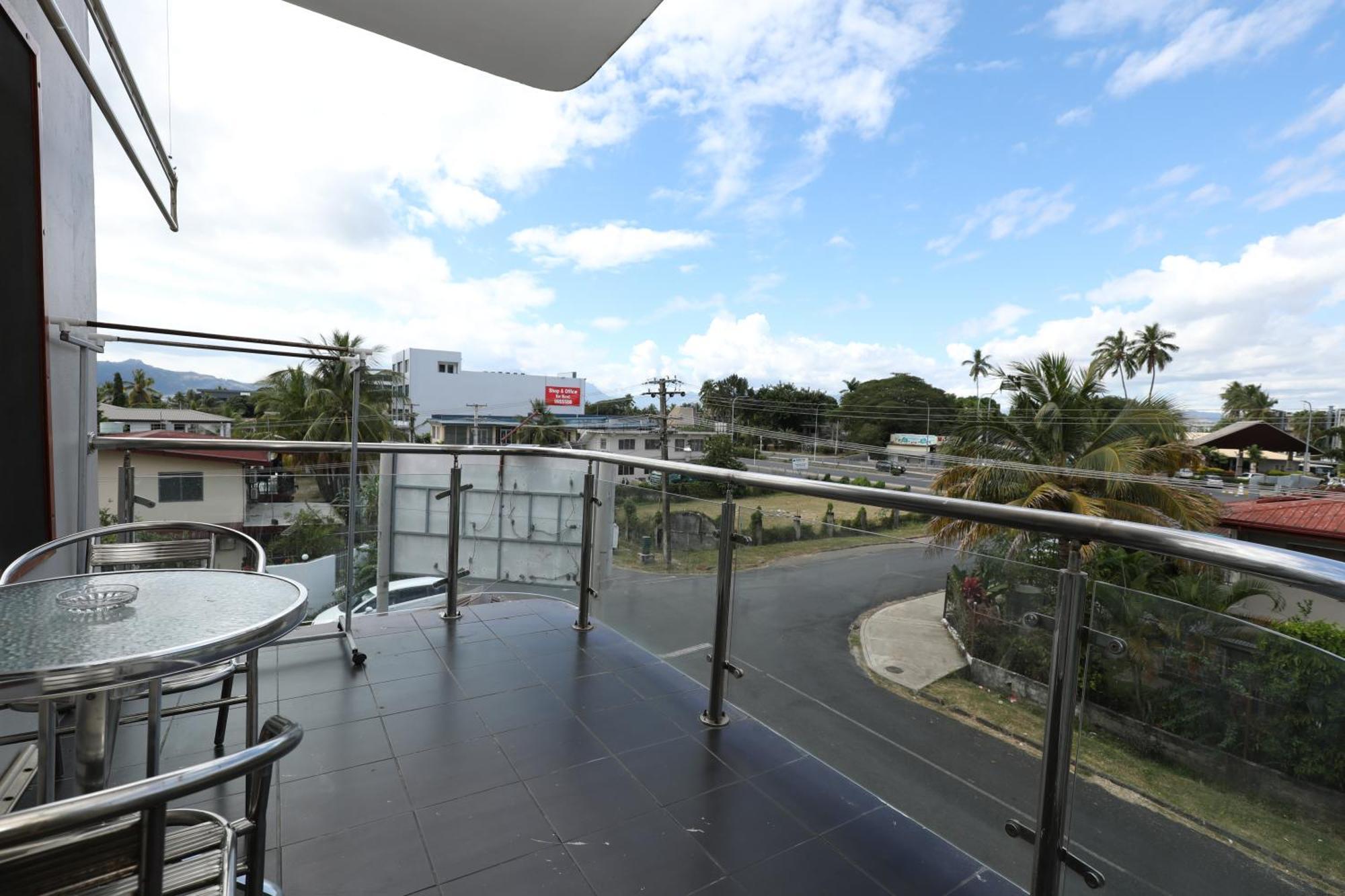Tropical Plaza Apartment
