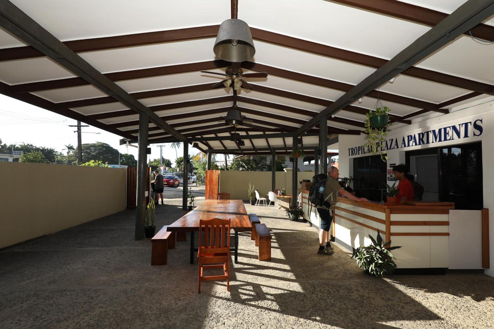 Tropical Plaza Apartment Nadi