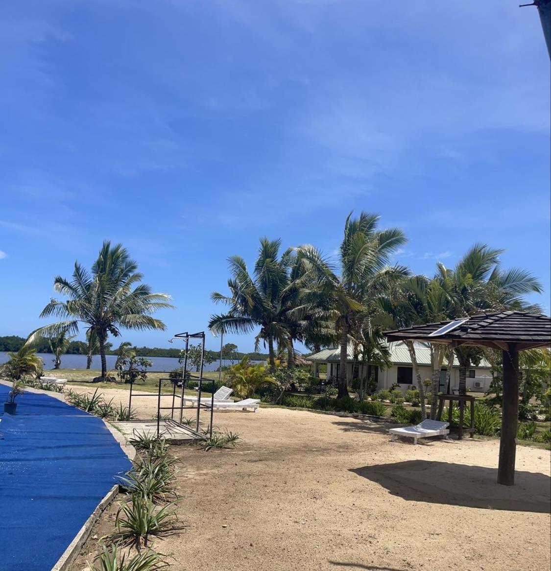 Bula * Nadi