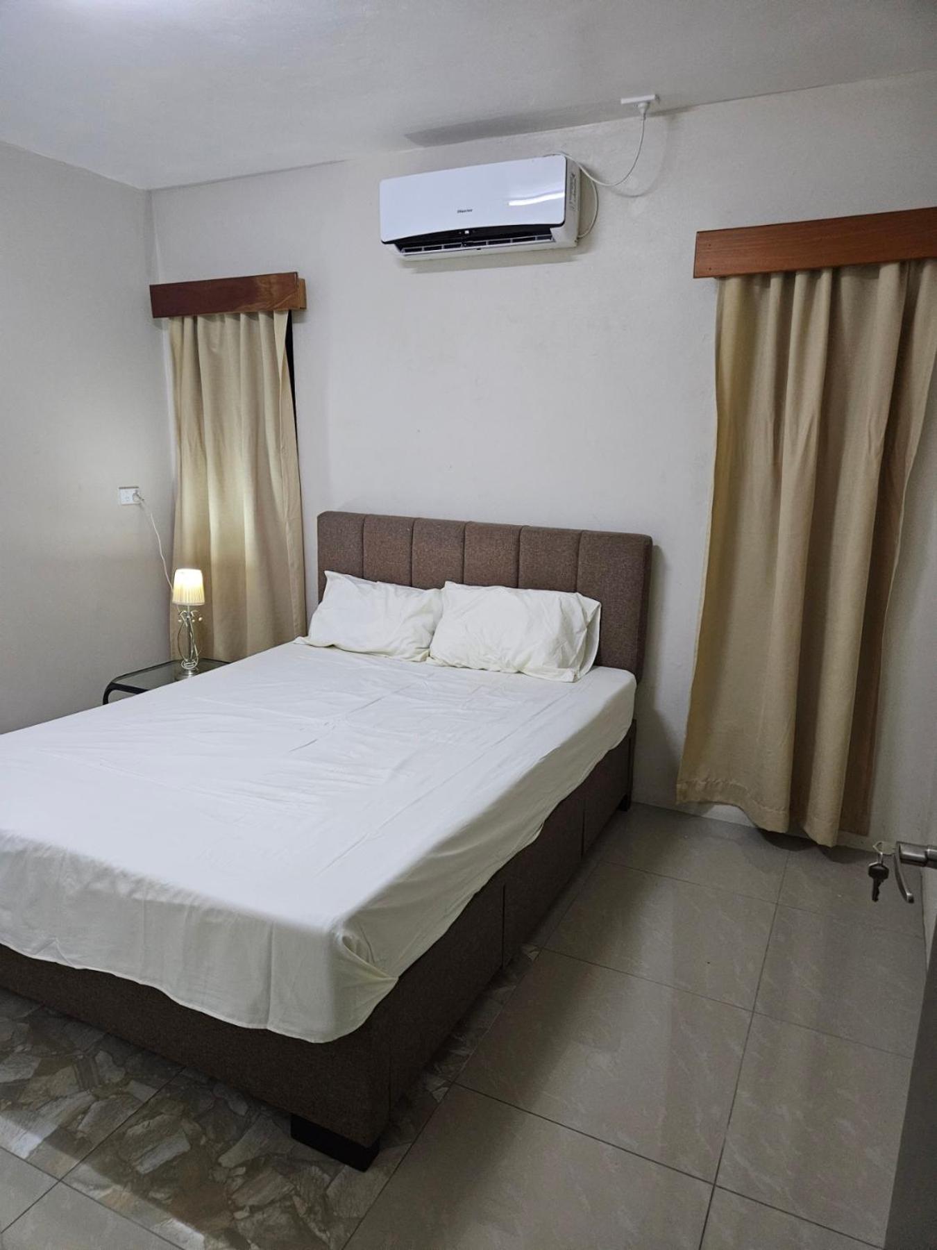 Quiet Getaway Apartment *