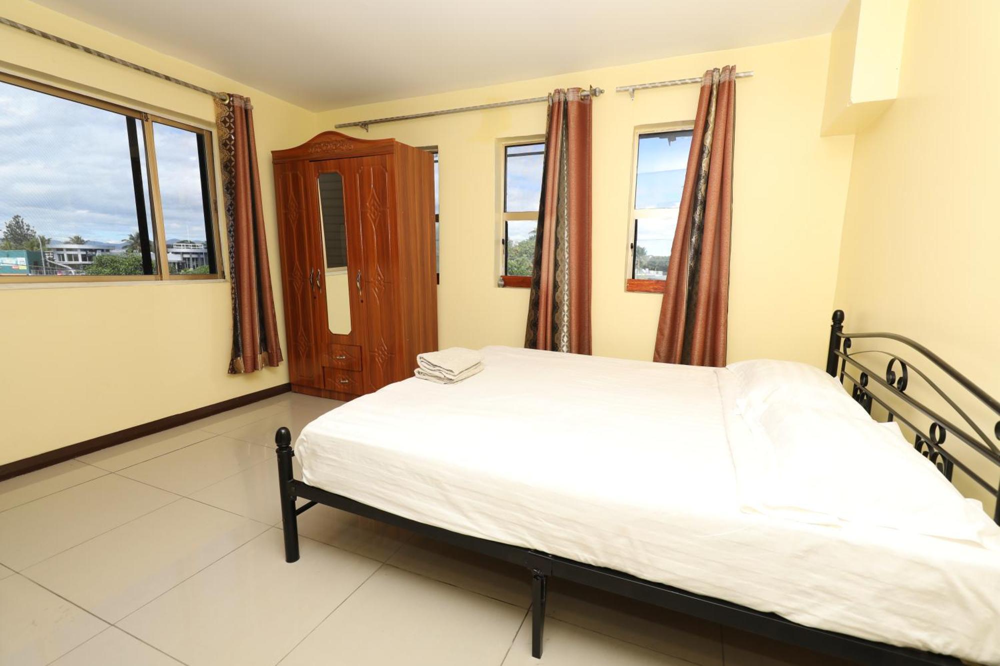 Tropical Plaza Apartment
