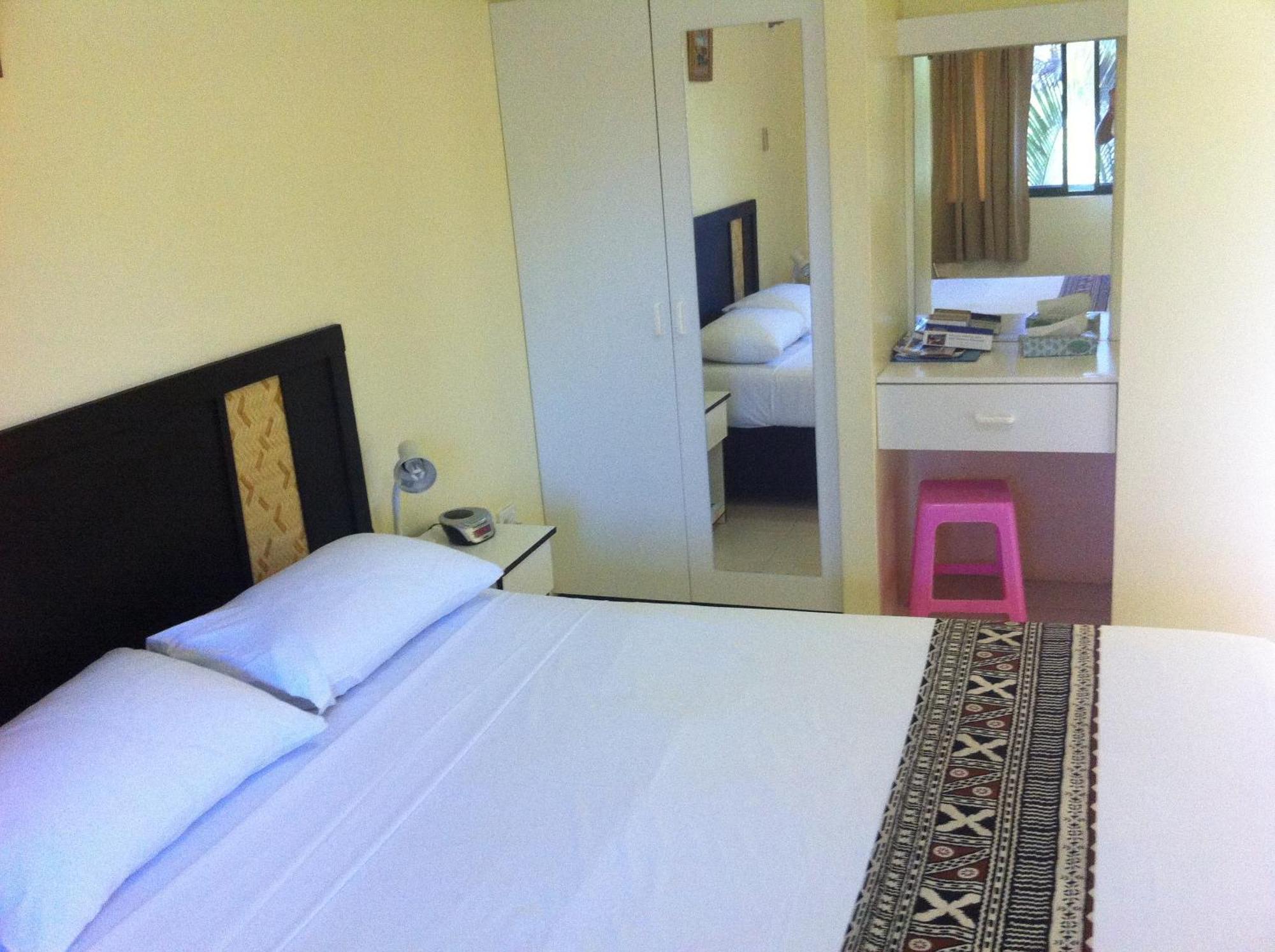 Hotel Grand West 3*