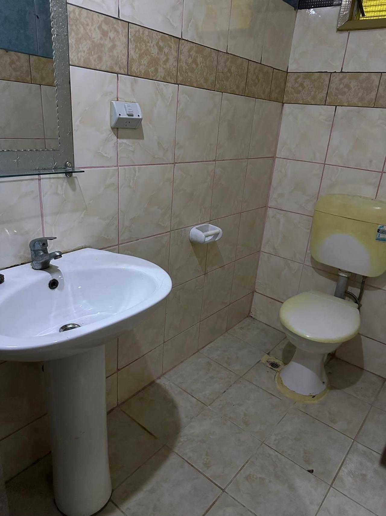 Hospedagem domiciliar Nice Near Airport *
