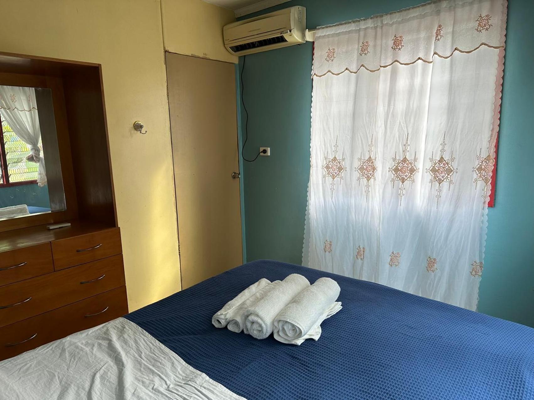 Hospedagem domiciliar Nice Near Airport *