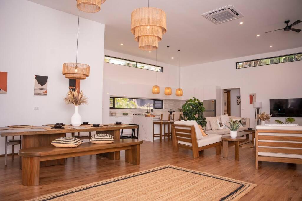 Heaven Retreat With Minigolf, Pool, Fire Pit, Bbq Villa