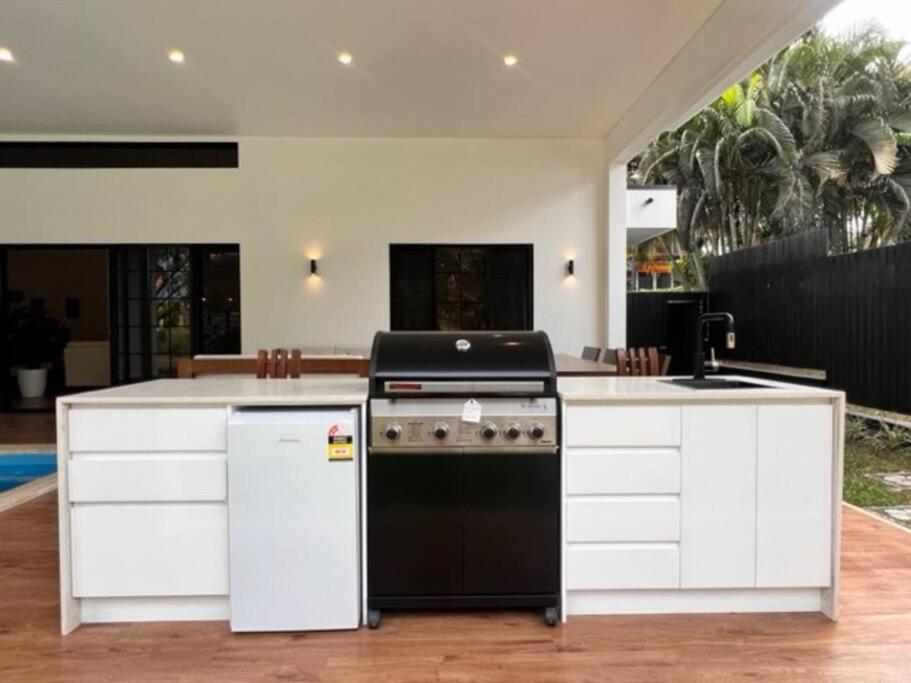 Heaven Retreat With Minigolf, Pool, Fire Pit, Bbq Villa