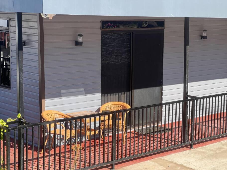 Modern 2 Bedroom