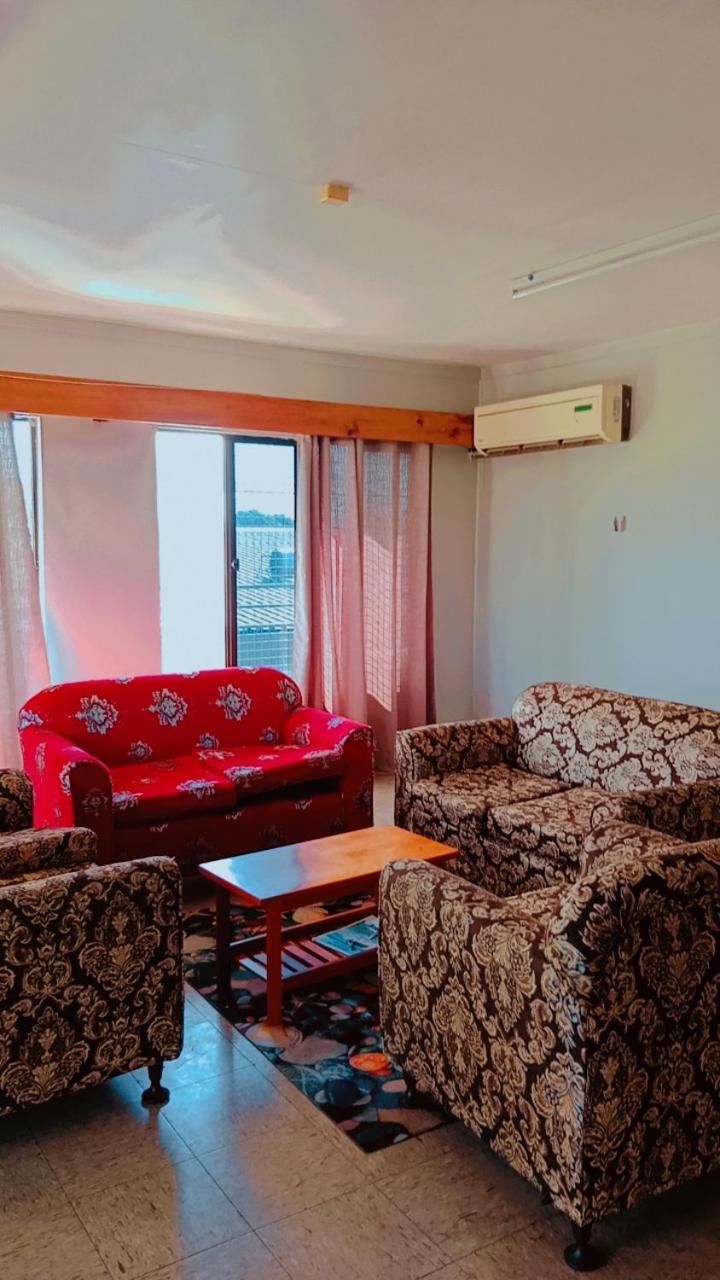 Bed & Breakfast Singhs Double Budget Shared *