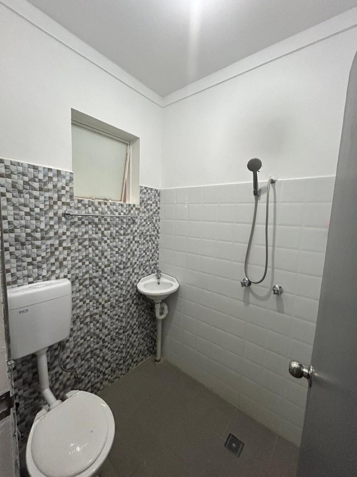 Bed & Breakfast Yatu Lau Transit *