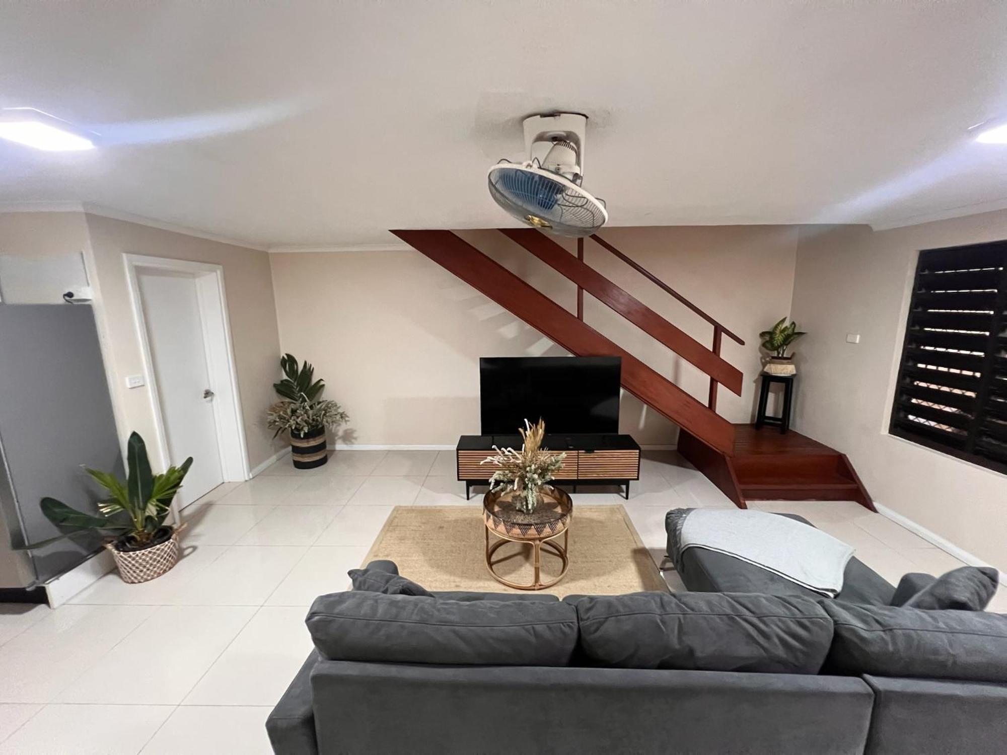 Apartment Ambitious - Toulon Nadi