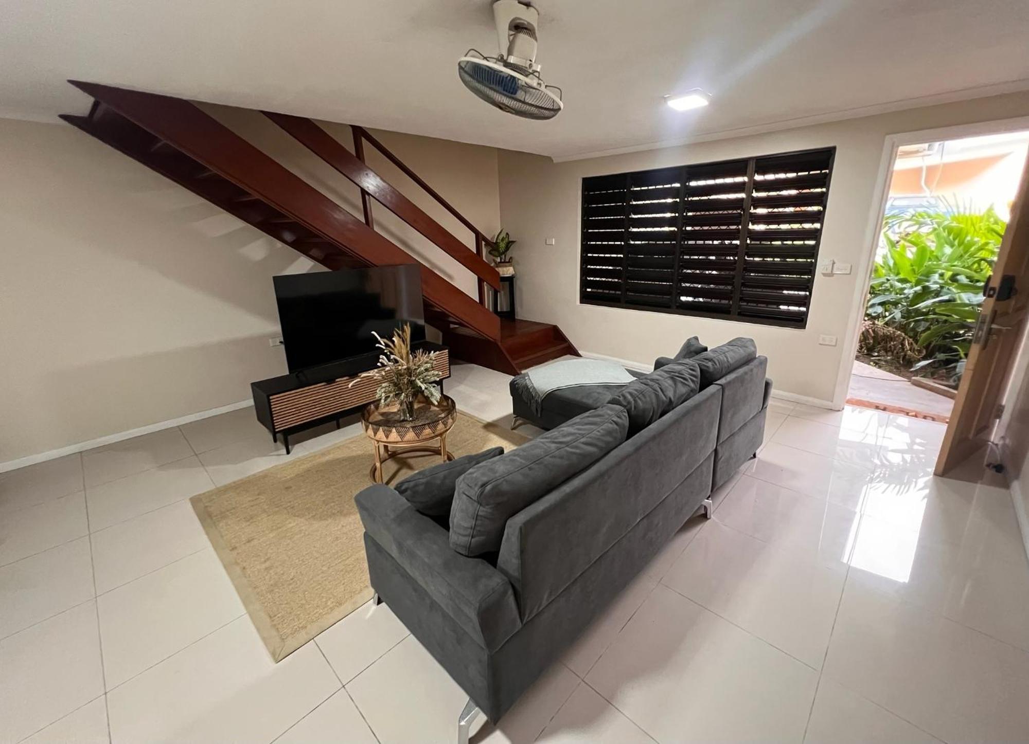 Ambitious - Toulon Nadi