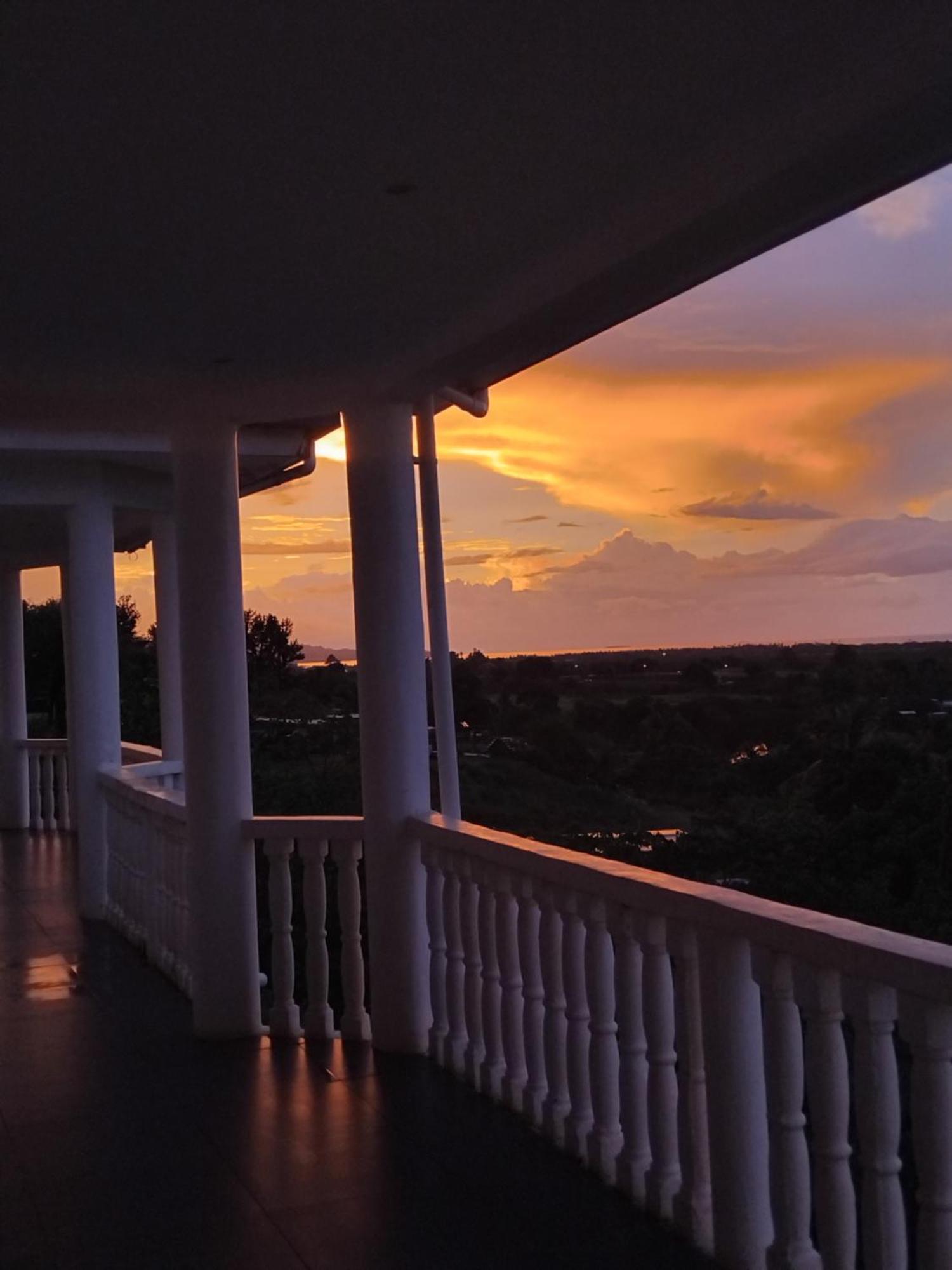 Bed & Breakfast Seaview And *