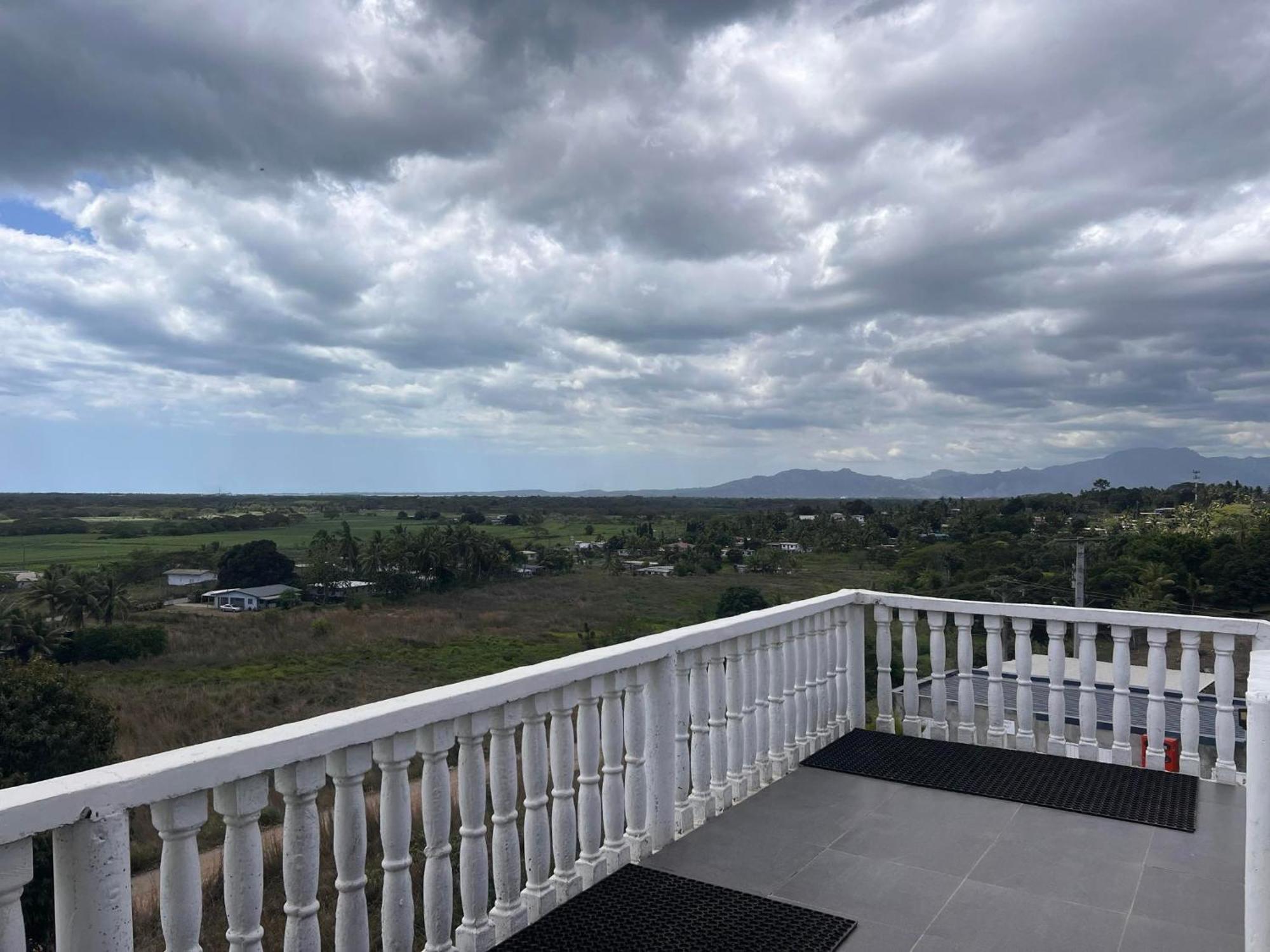 Bed & Breakfast Seaview And Nadi
